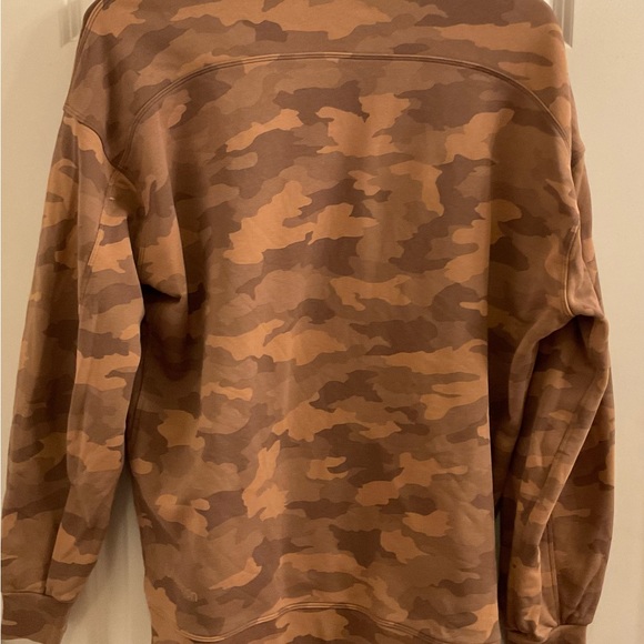 Lululemon Perfectly Oversized Crew - Size 4 - Heritage 365 Camo Beige Multi - Picture 6 of 8